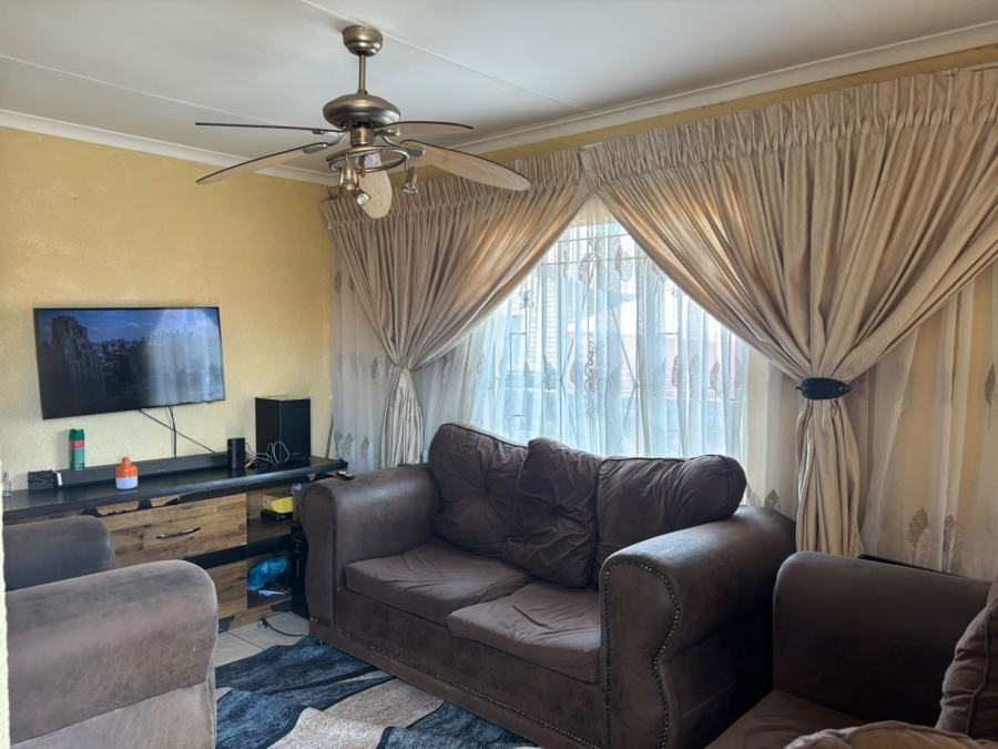 3 Bedroom Property for Sale in Tlhabane West North West